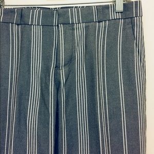 NWOT Banana Republic grey & white stripe pants